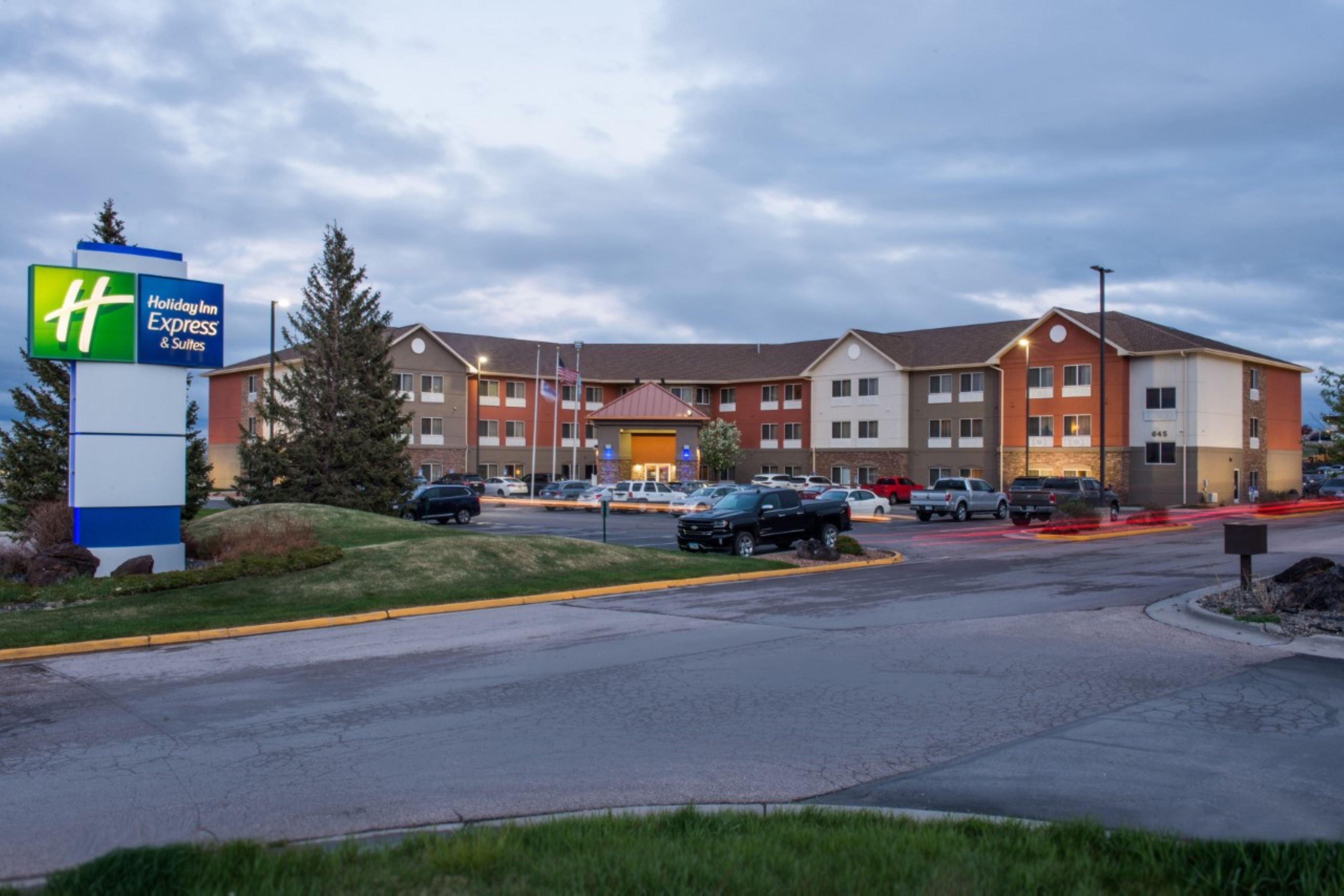 Holiday Inn Express & Suites Rapid City By Ihg מראה חיצוני תמונה